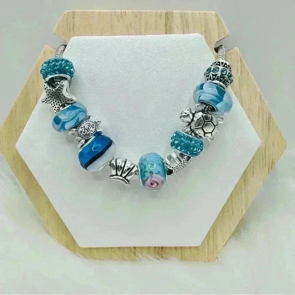 Ocean Blue Theme Glass Beaded Bracelet - Picture 1 of 6